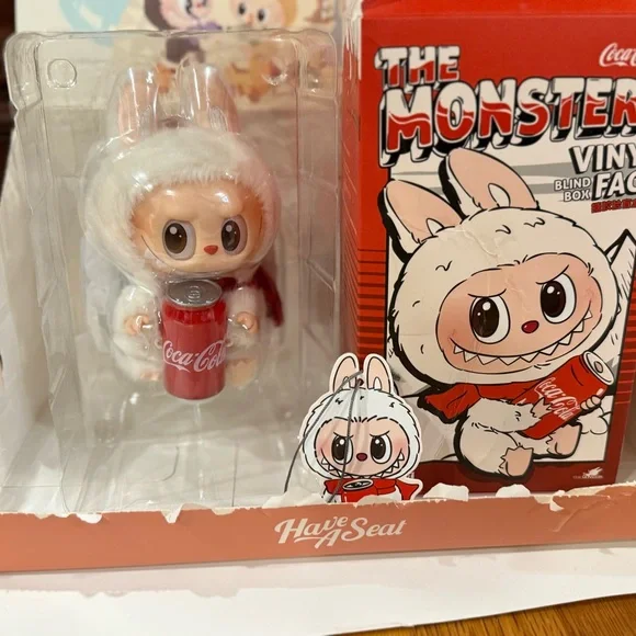 Labubu Coca Cola Can Popmart - Picture 3 of 7